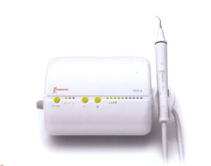 Ultrazvukový odstraňovač zubného kameňa UDS - A